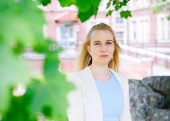 Binge eating appears more widespread, persistent than thought