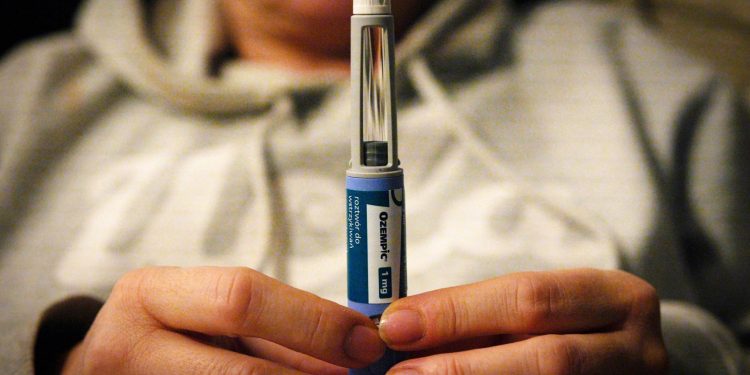 Weight-loss surgery down 25 percent as anti-obesity drug use soars