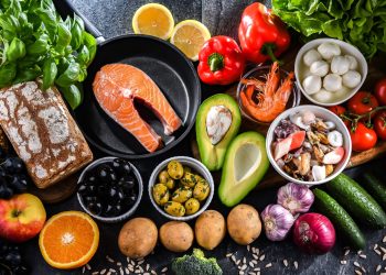 Mediterranean diet offsets genetic risk for dementia, study finds