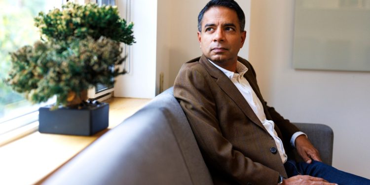 Corporatization of healthcare gets too much of a bad rap, analyst says