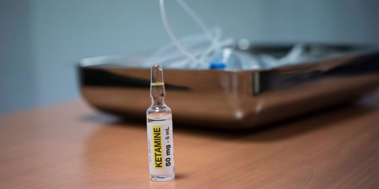 First study to compare two ketamine therapies for patients with severe depression